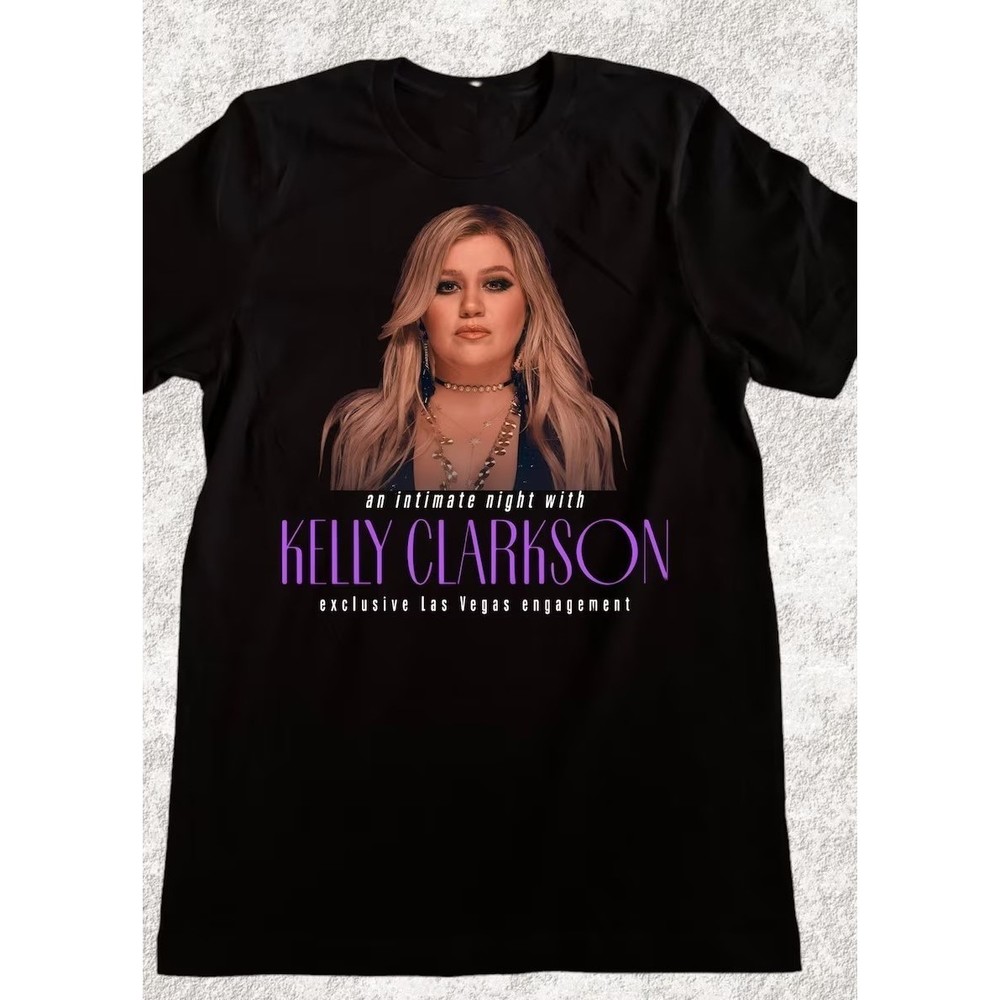 Kelly Clarkson Unisex T-shirt